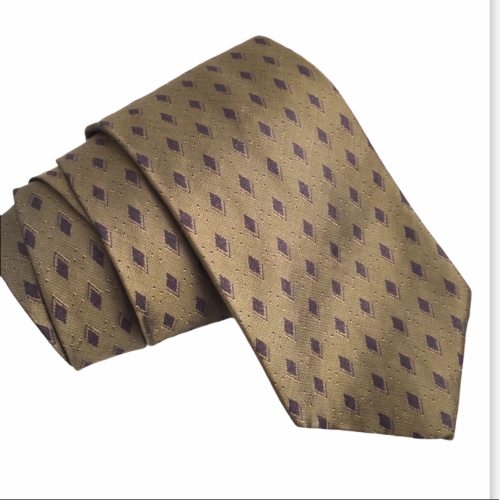NEW Structure 100% Silk Tie. Brand New without Tag